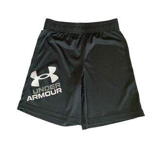 EUC Boys Charcoal Gray Under Armour Shorts 6